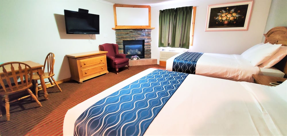 Knights Inn Colonial Fireside Inn 8/30