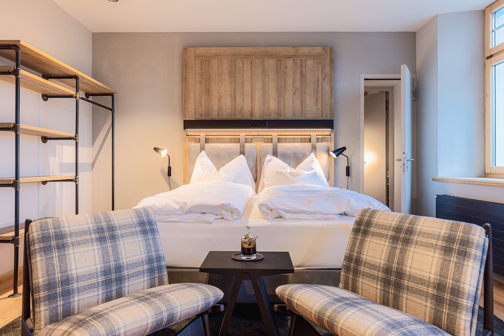 TOP ALPINE INN Davos Dorf 12/50