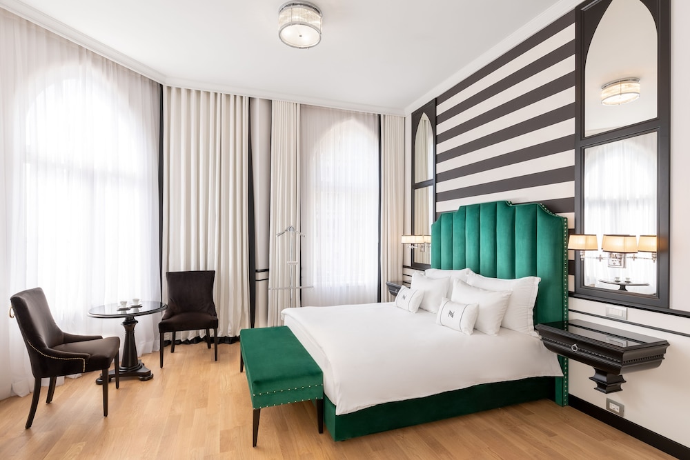 En Hotel Izmir 22/60