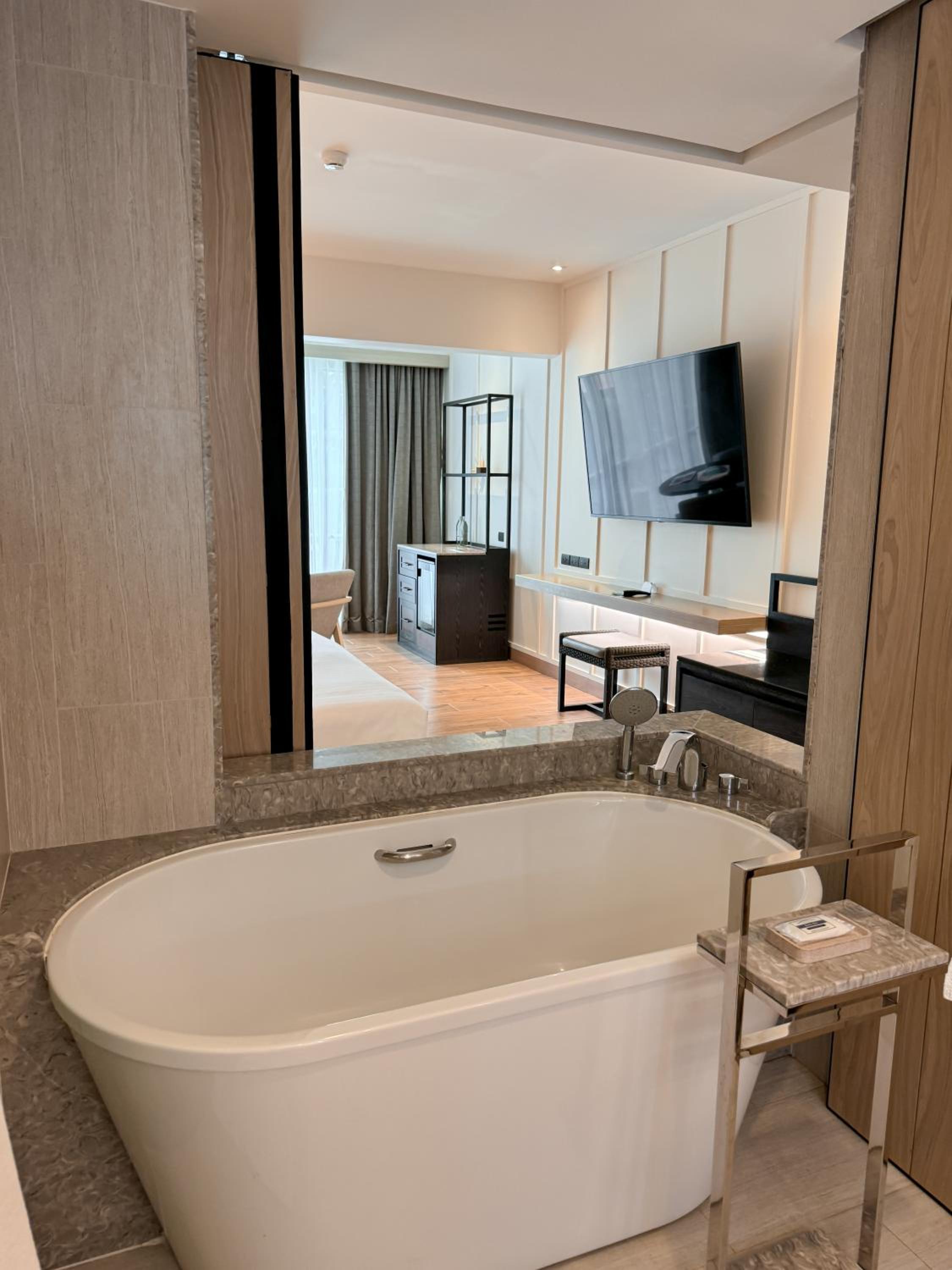 Room, King Bed, Pool Access, Hyatt Regency Hua Hin 5/5