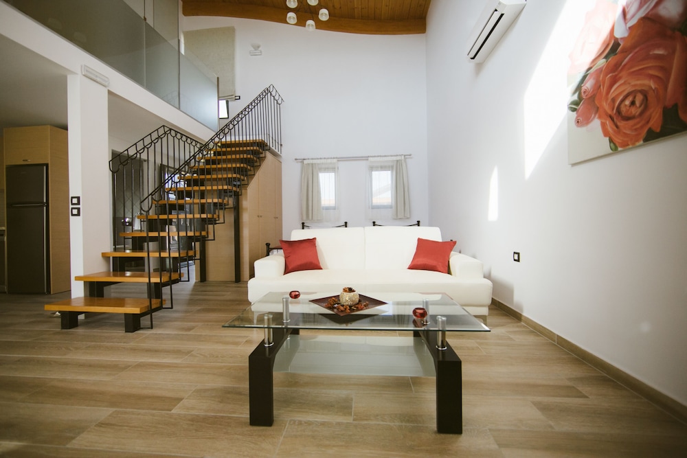 Estrella Villas 37/68