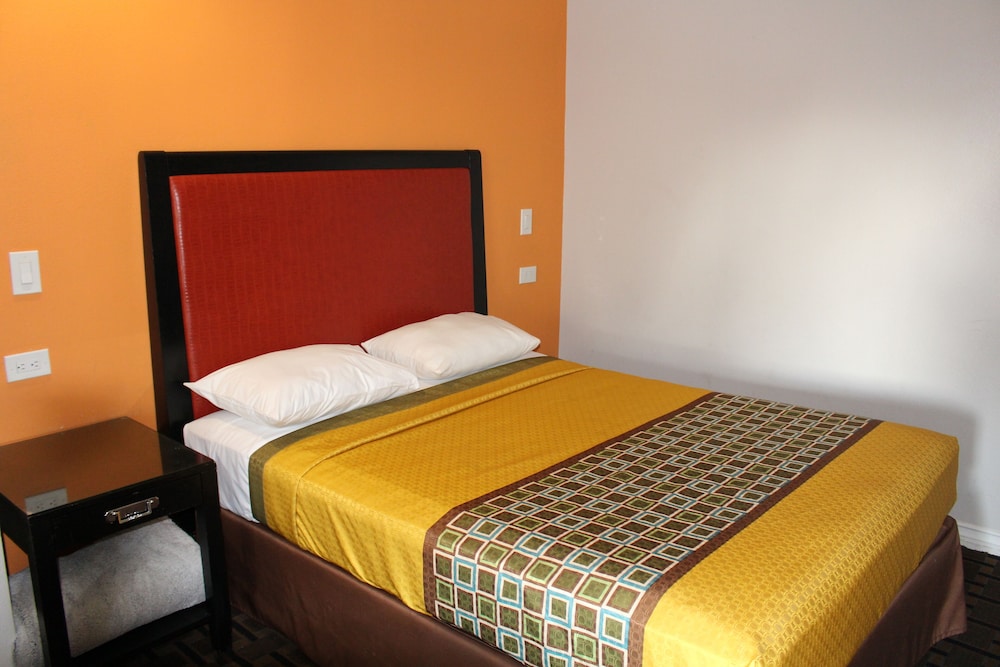 LYFE INN & SUITES by AGA - LAX Airport 33/60