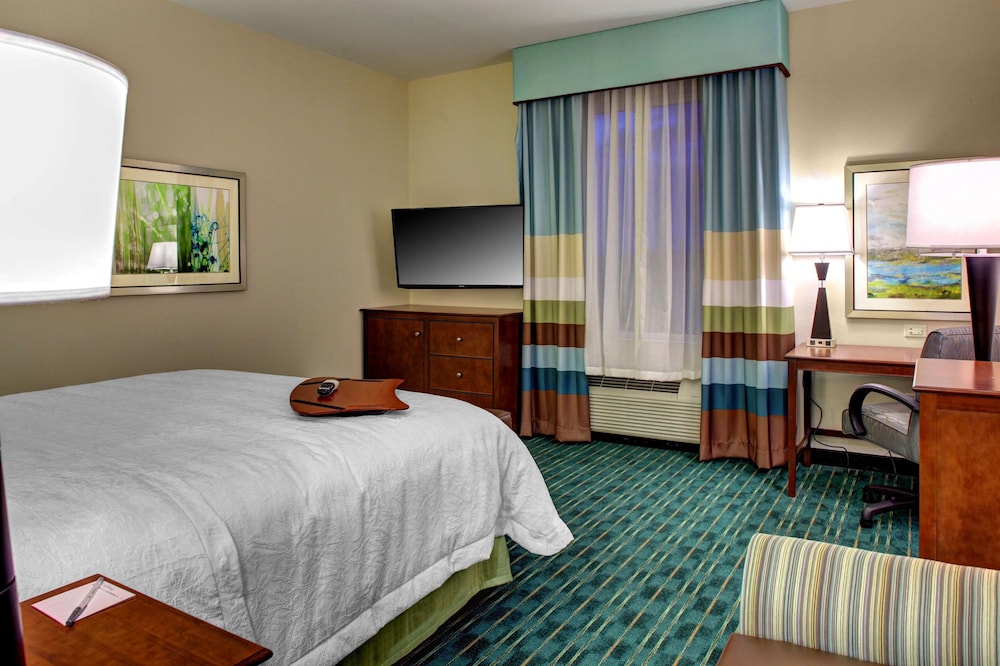 Hampton Inn & Suites Coconut Creek 18/49