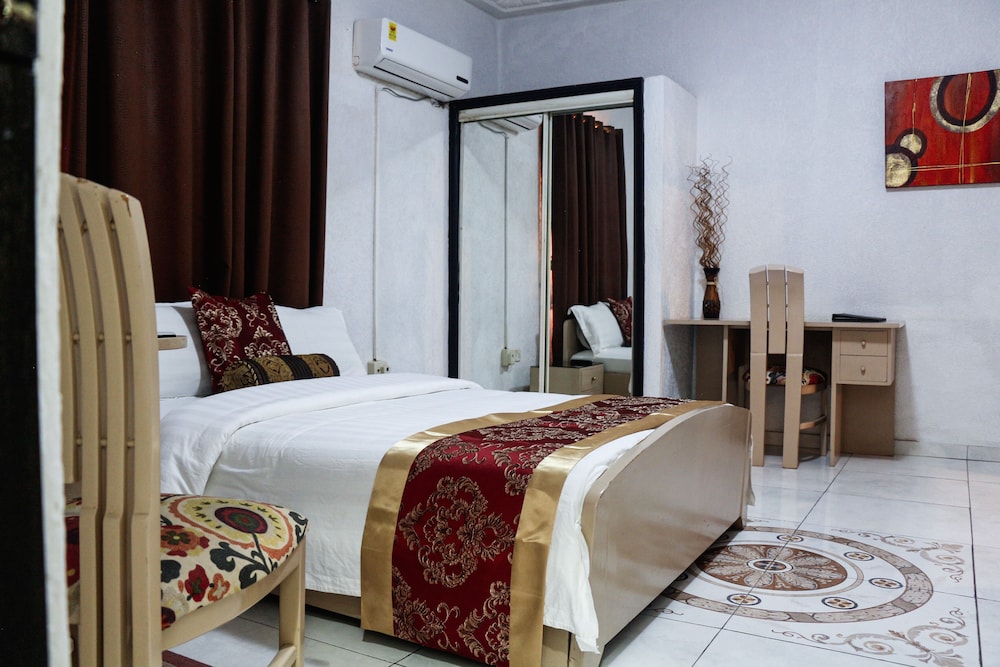 STANDARD, DOUBLE OR TWIN BED