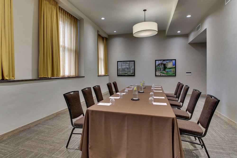 Drury Plaza Hotel Cleveland Downtown 44/50