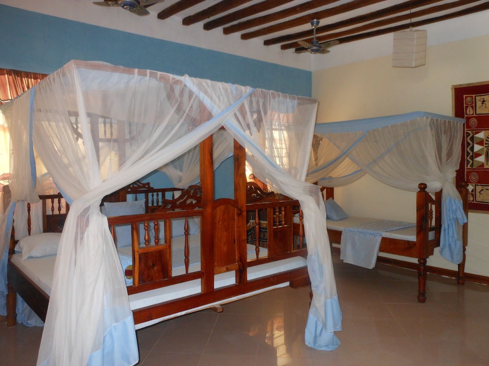 Mbuyuni Beach Village 36/83