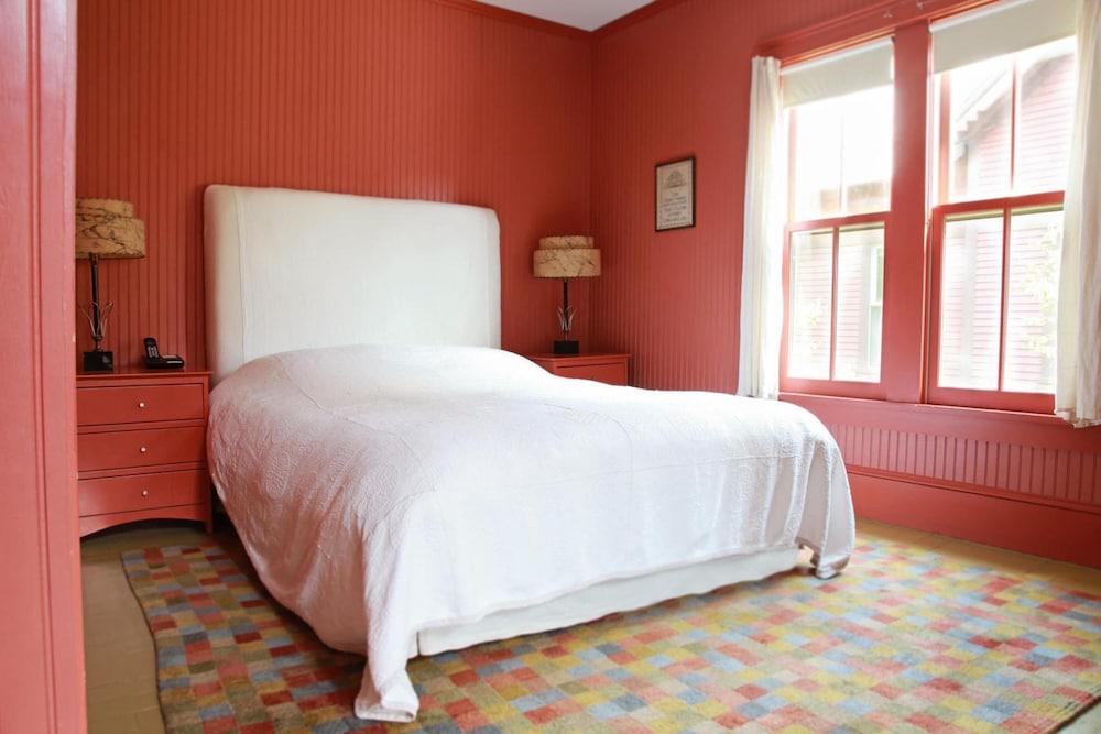 The Porches Inn At Mass Moca 18/74