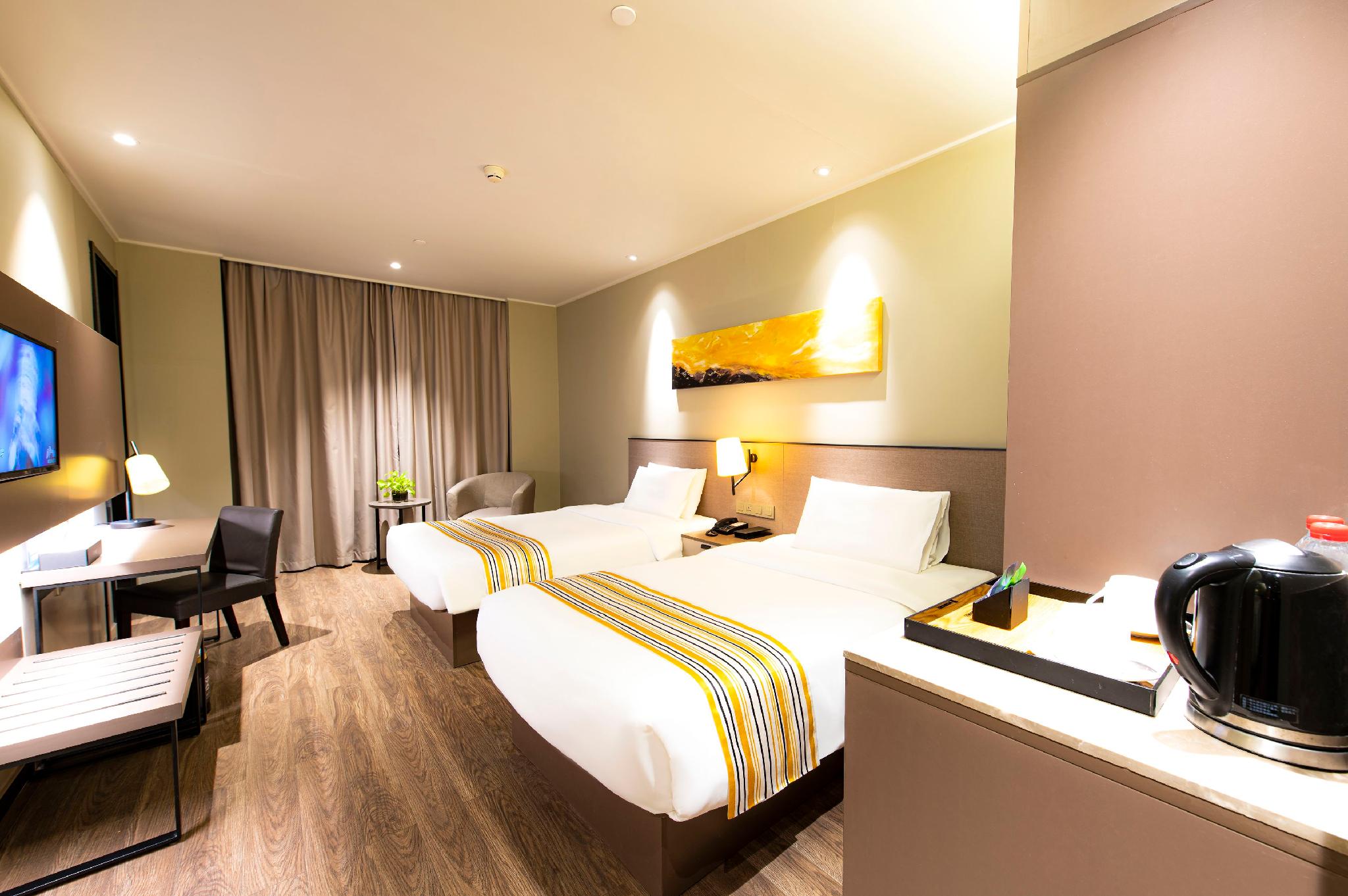 Homeinn Plus (Beijing Guomao) 17/37