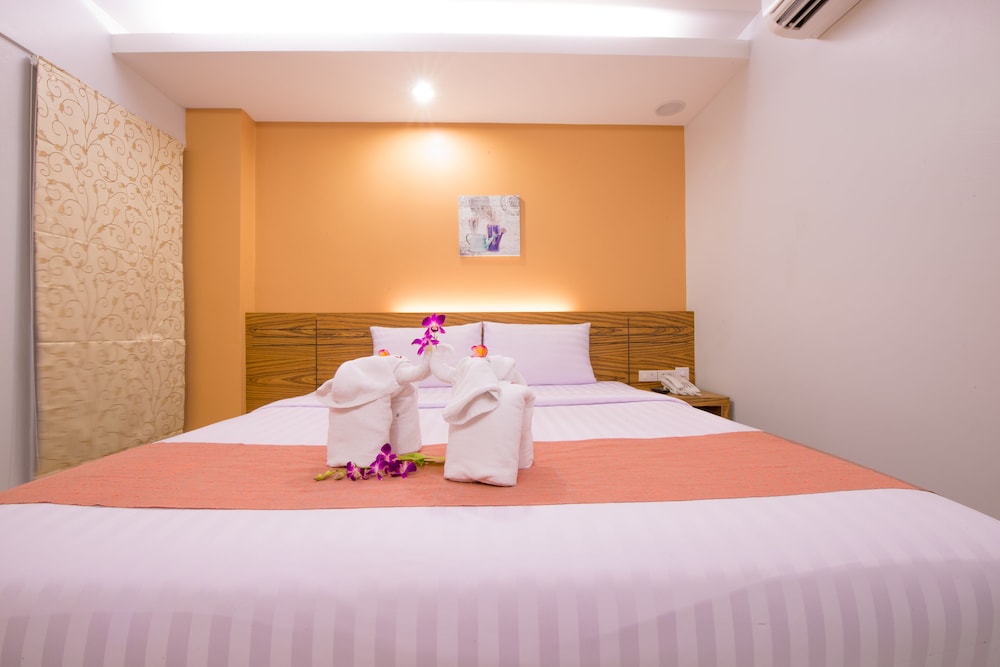 HuaHin Goodview Hotel 10/31