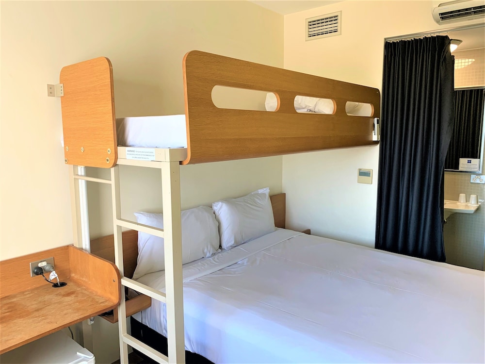 Ibis Budget Sydney Olympic Park 27/70