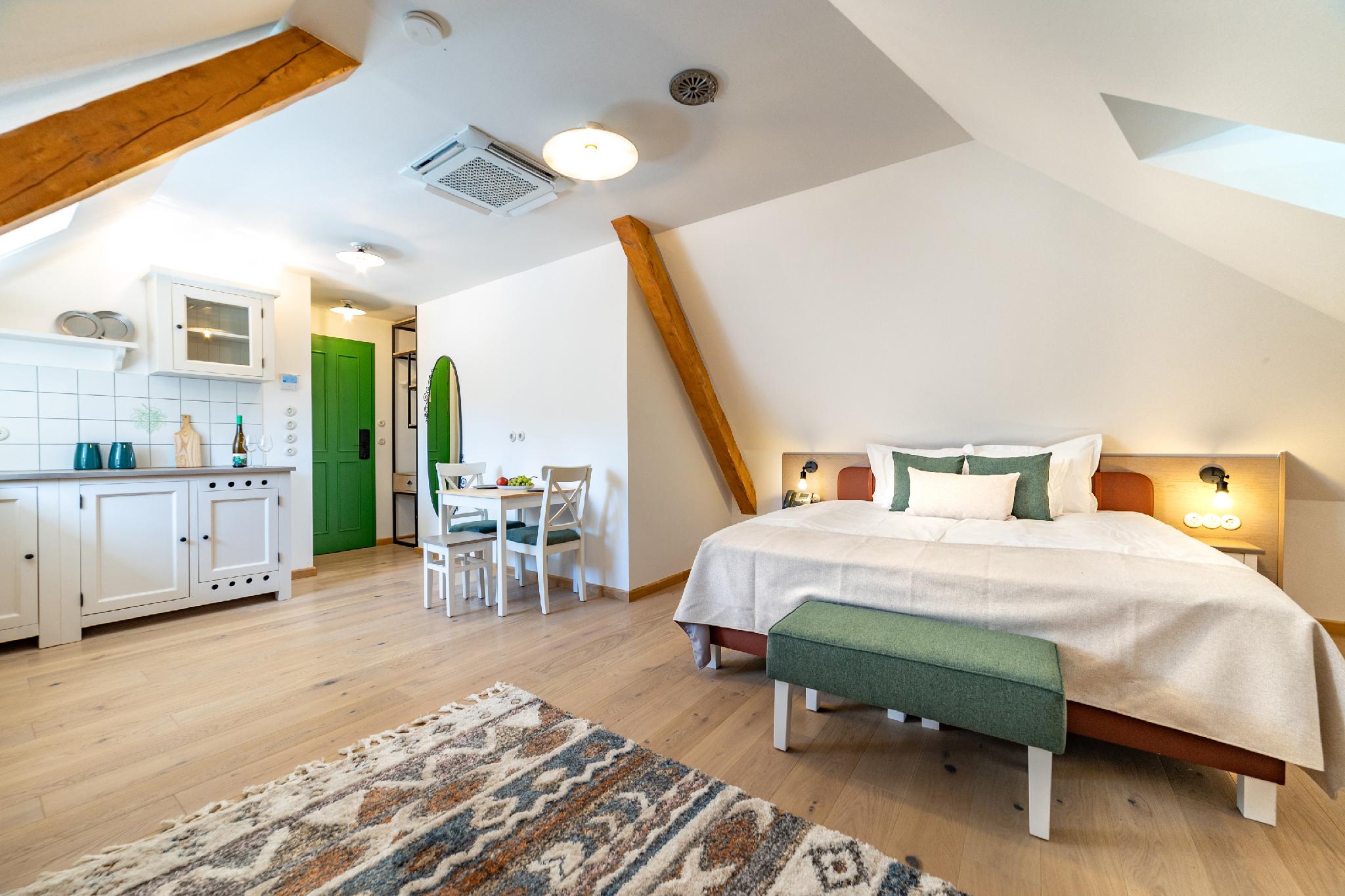 Czako Bed&Breakfast 6/17
