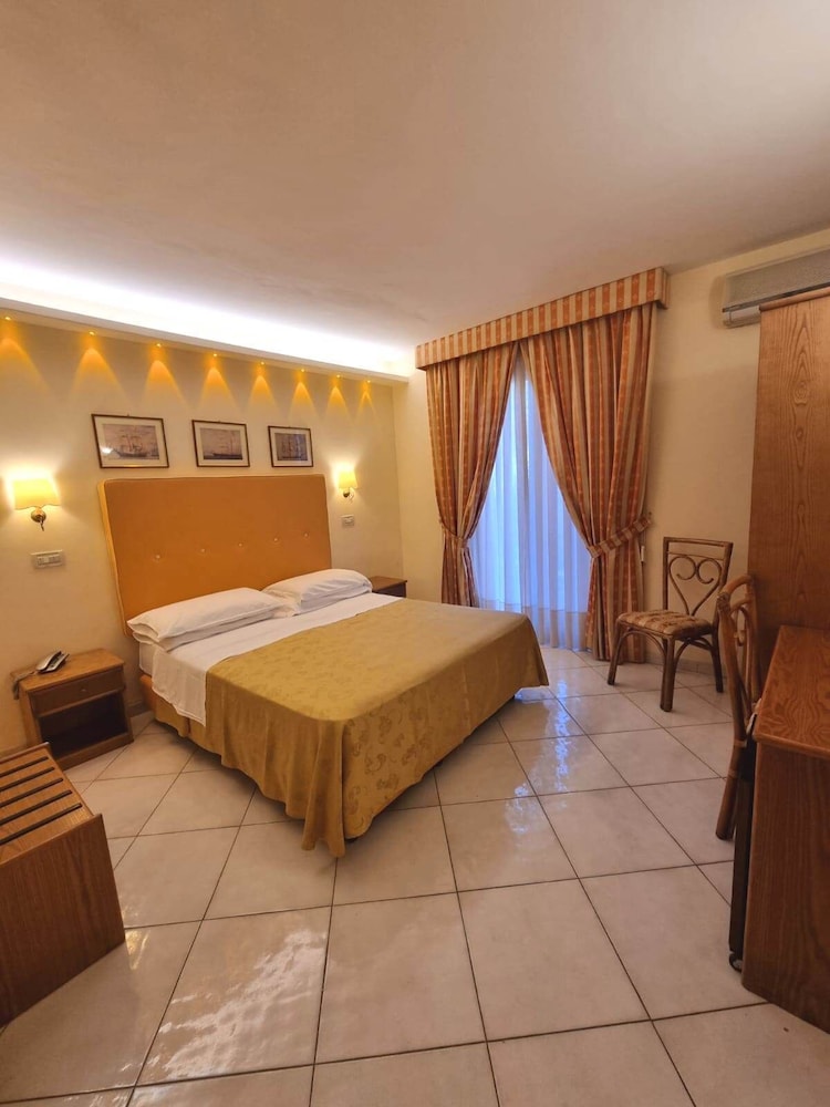 Hotel Girasole 30/55
