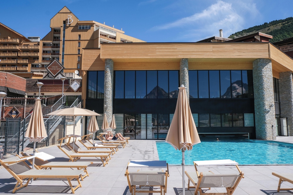 Mercure Les Deux Alpes 1800 51/53