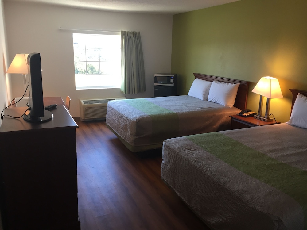 Motel6 Petersburg, VA - Fort Lee 8/45