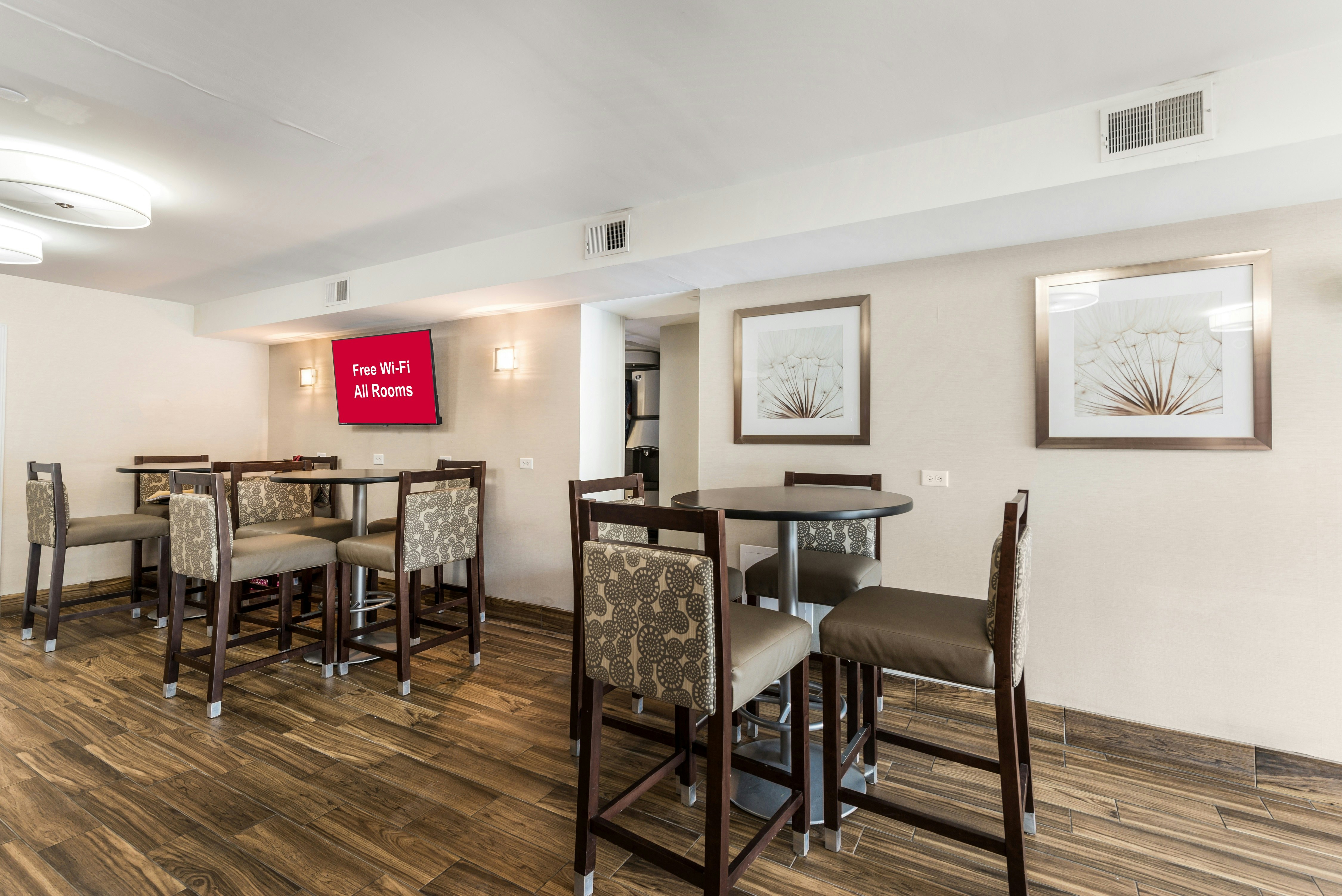 Red Roof Inn Morton Grove 16/23