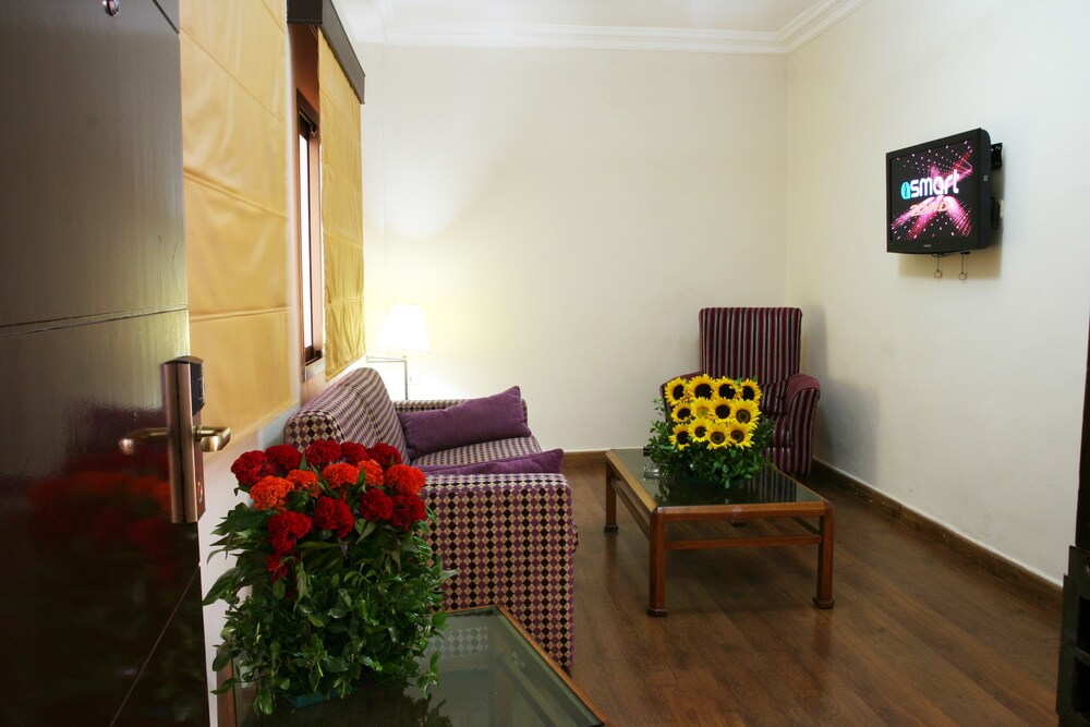 Orient Prince Hotel 48/55