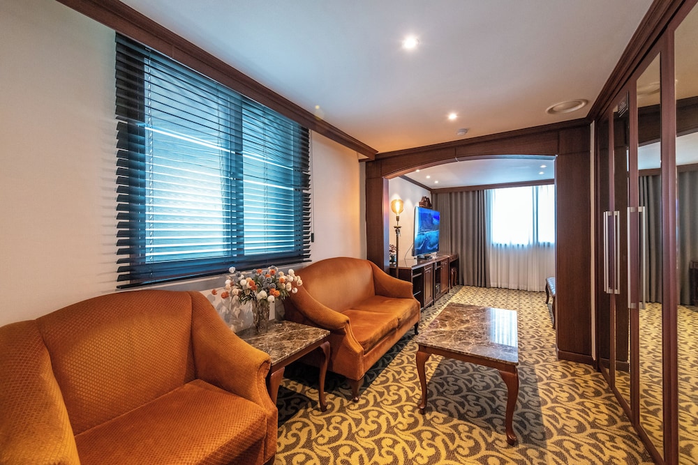 New Chonji Hotel 41/66