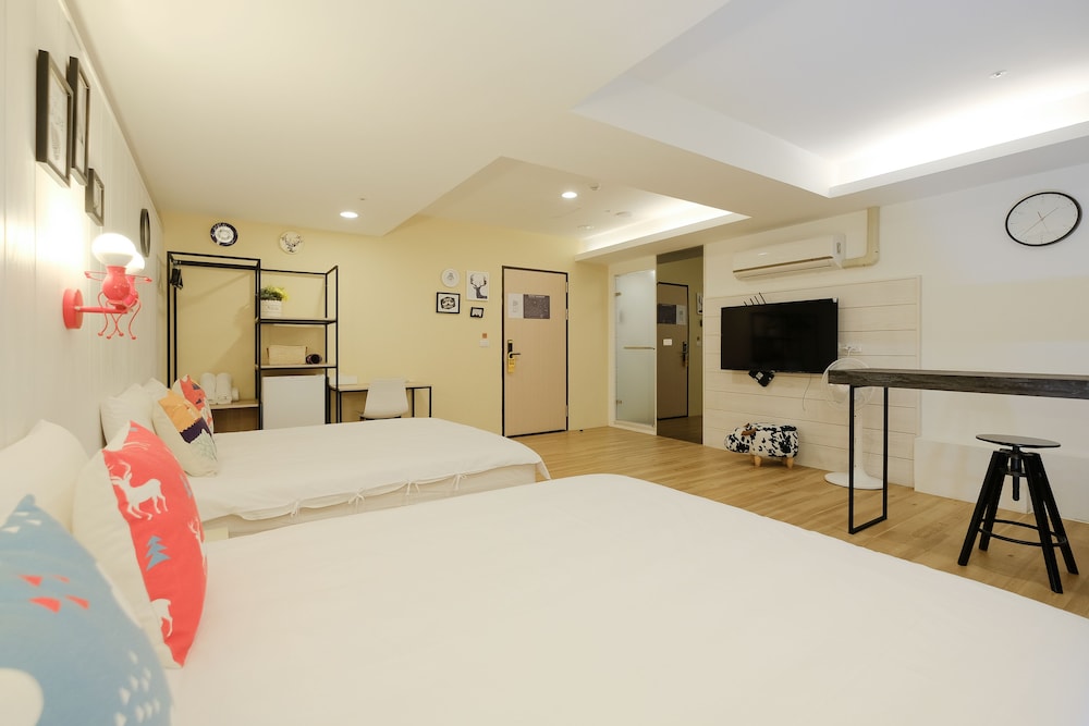 Color Fun Inn 46/60