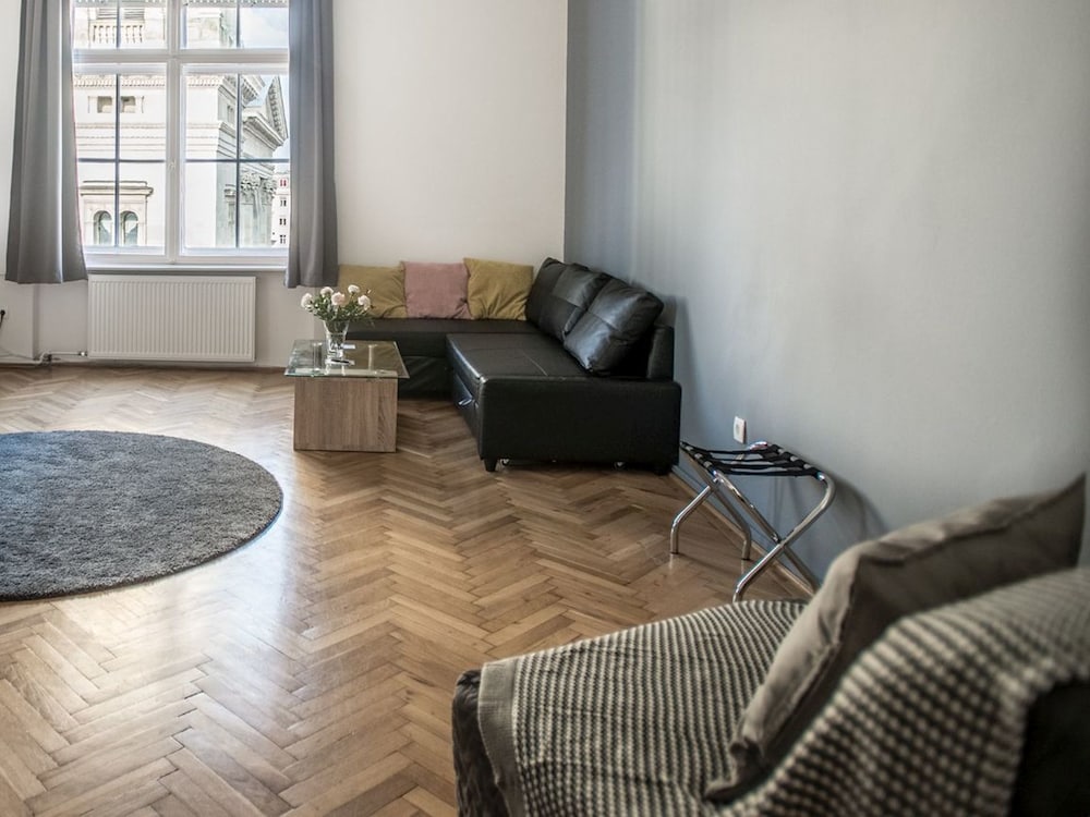 The Magazine Hotel Apartments 50/70