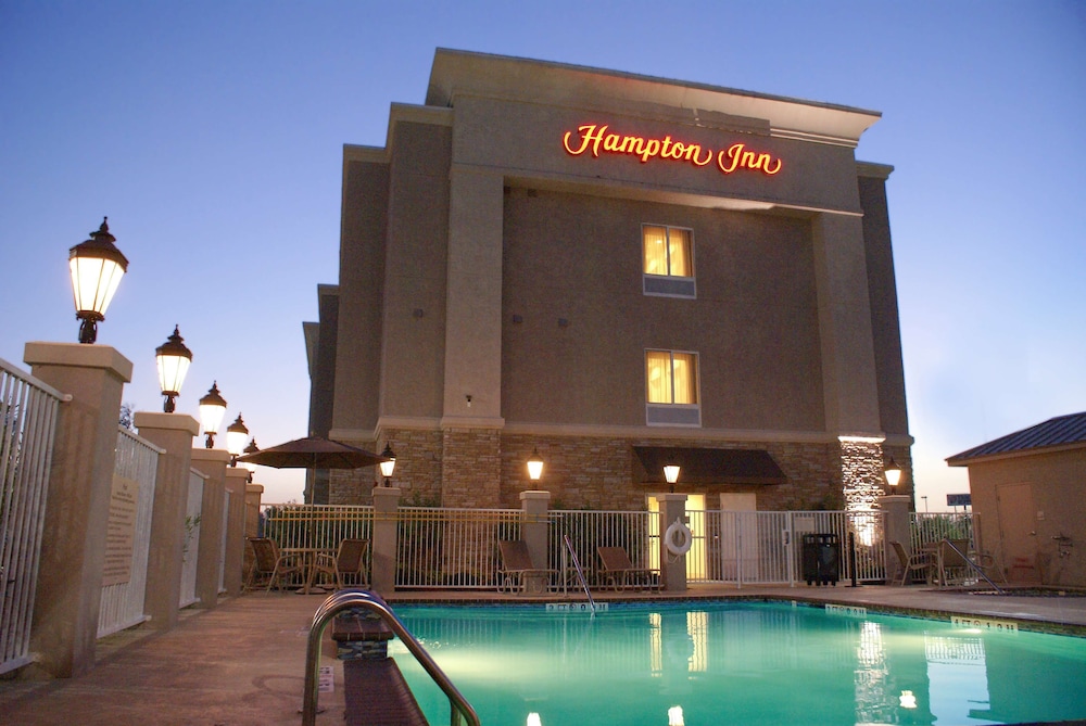 Hampton Inn Orange 7/50