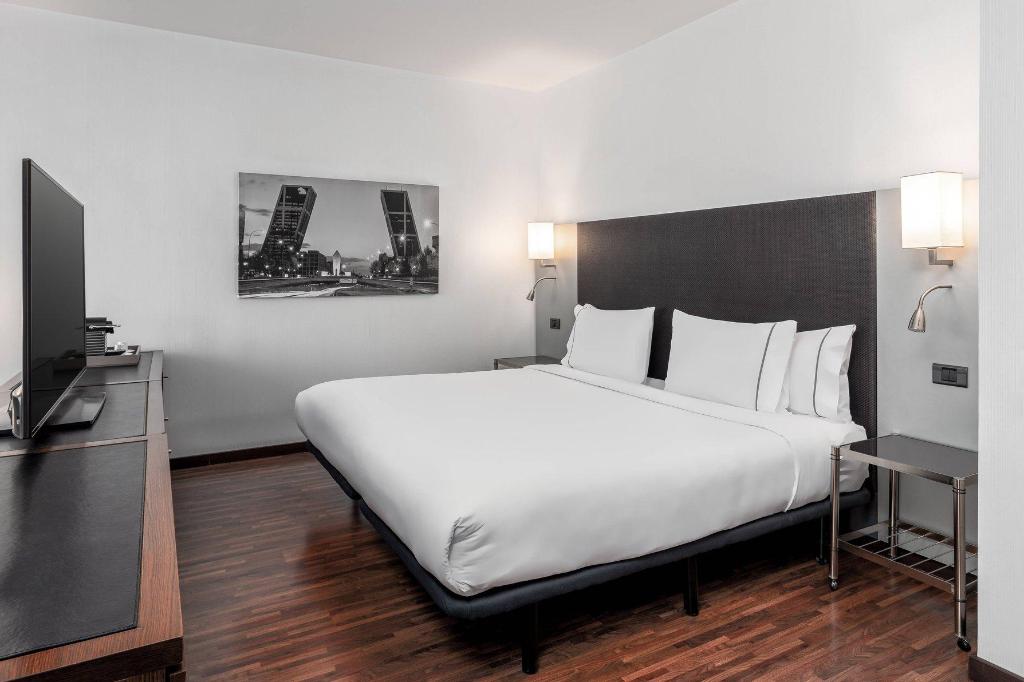 Junior Suite, King Bed