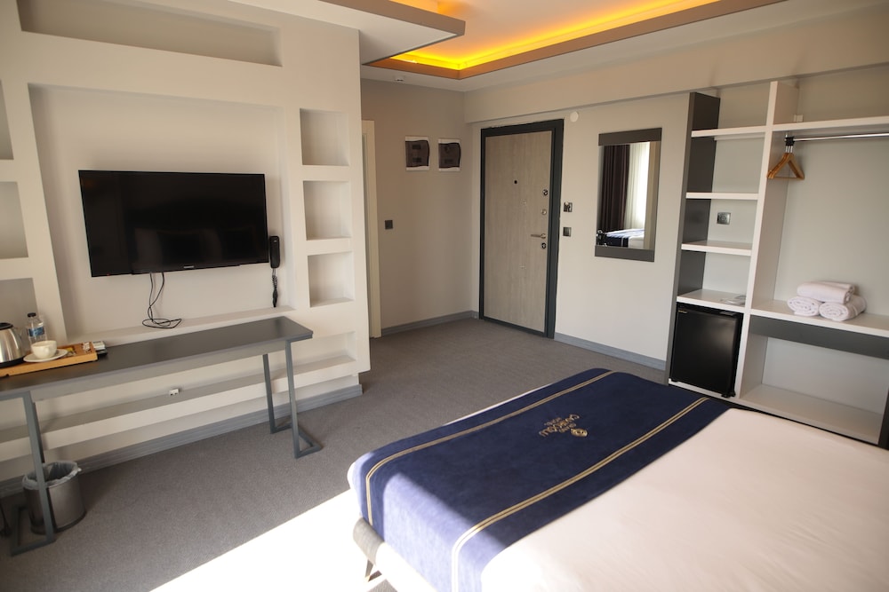 Grand Cakiroglu Hotel 14/26
