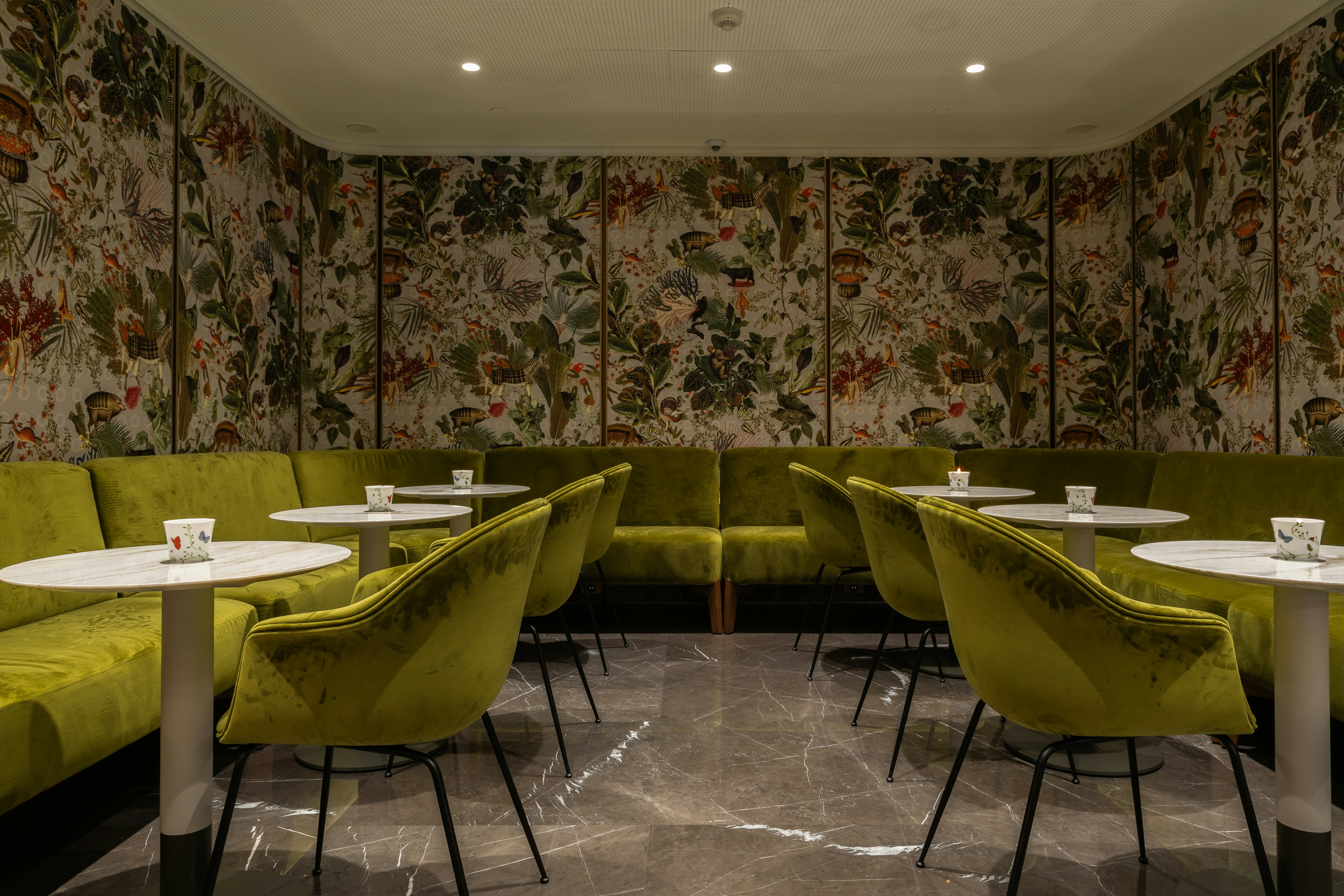 Hilton Kyiv 58/70