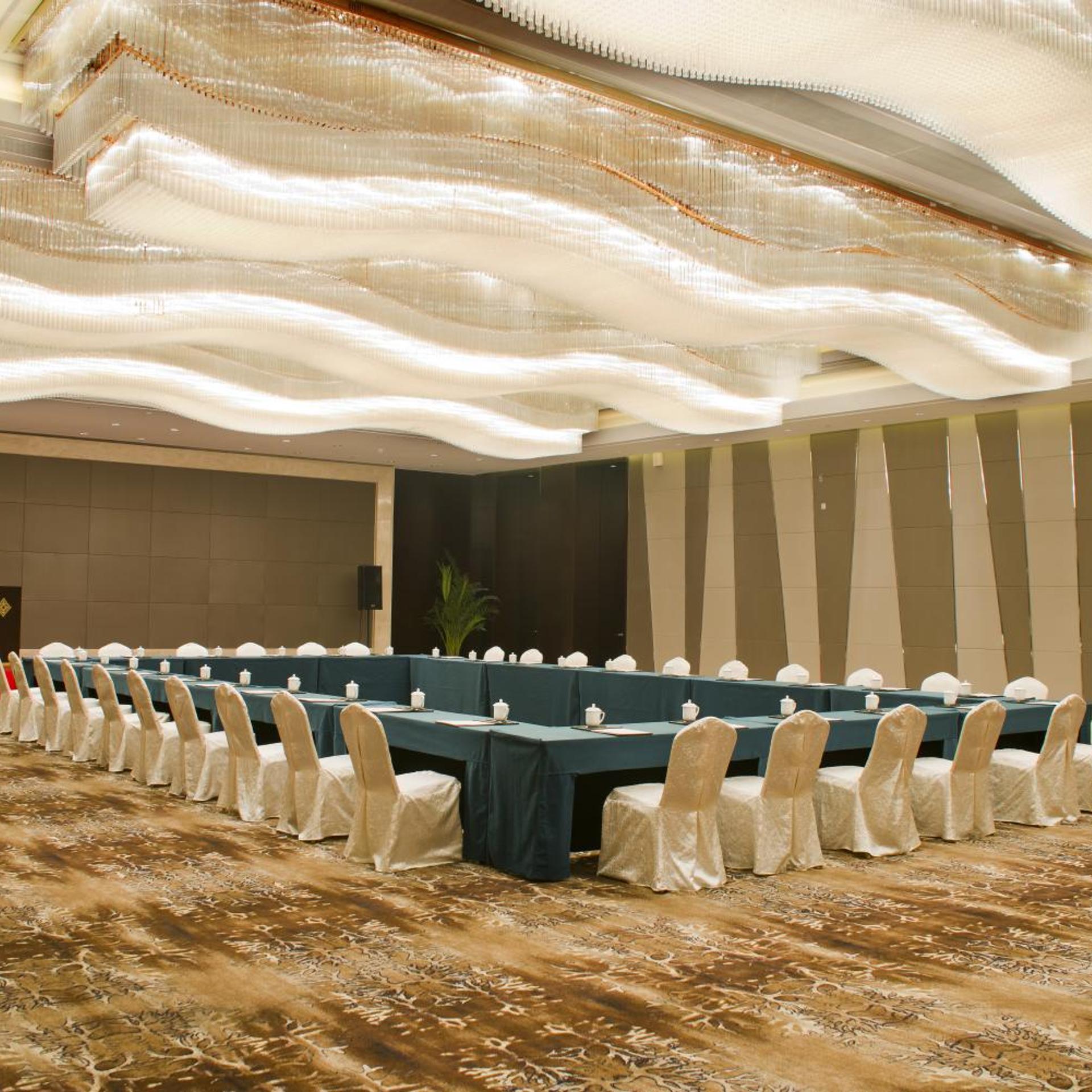 Firth Jinling Grand Hotel 65/75