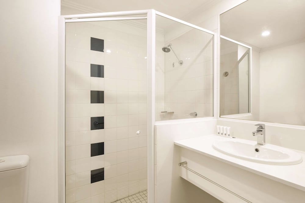 Mercure Sydney Manly Warringah 29/73