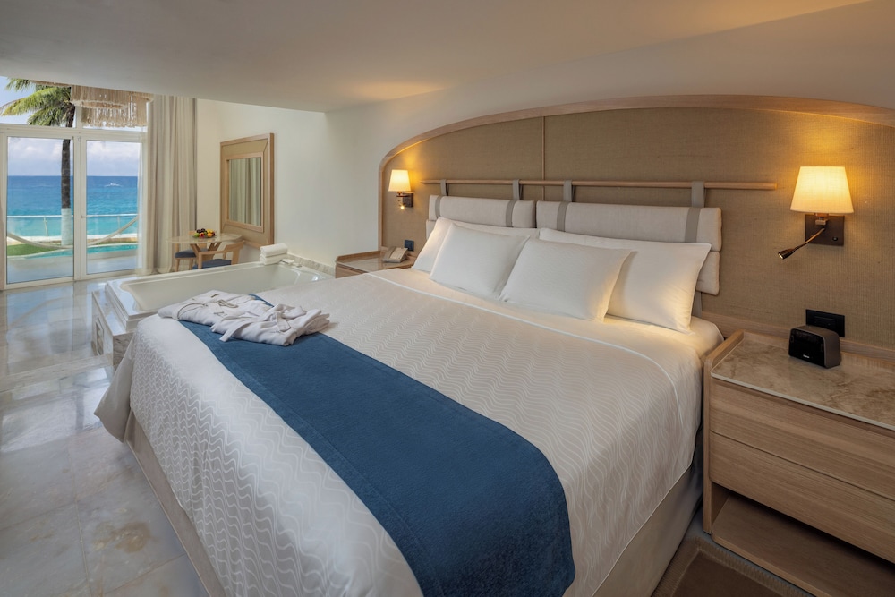LOFT, SUPERIOR, SUITE