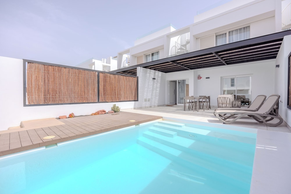 Serena Holiday Homes By LIVVO 20/45