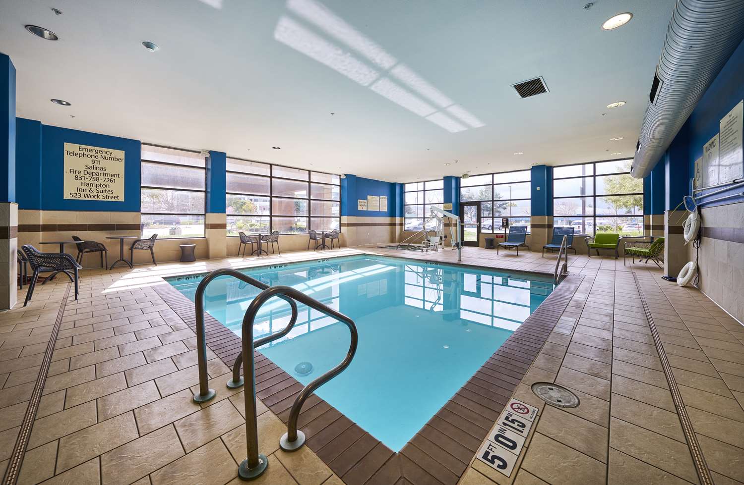 swimming pool spa