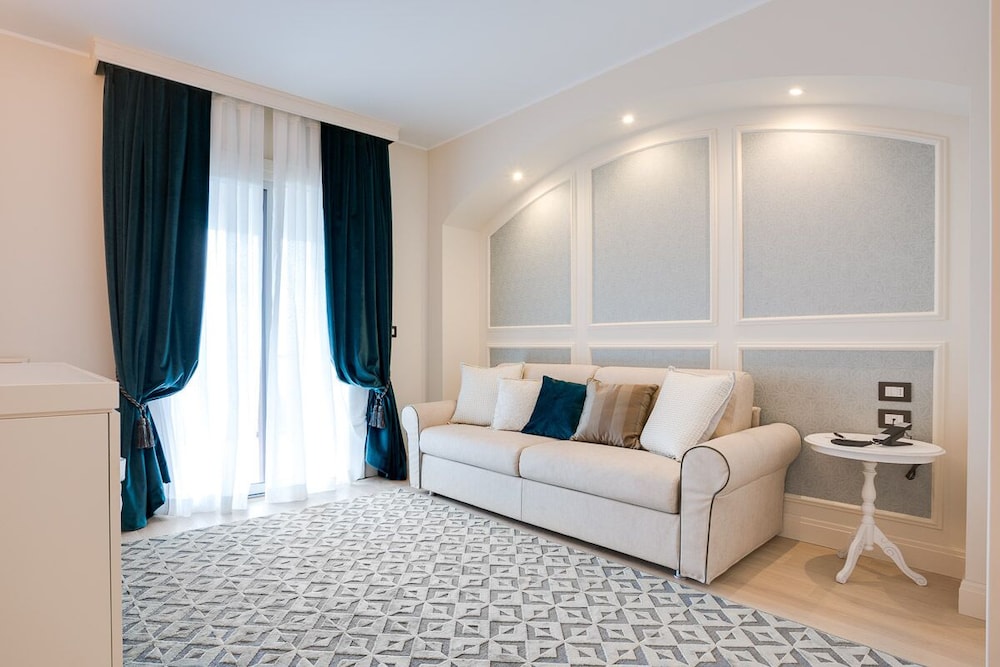 Madrigale Panoramic, Lifestyle & Soulful Hotel 13/76