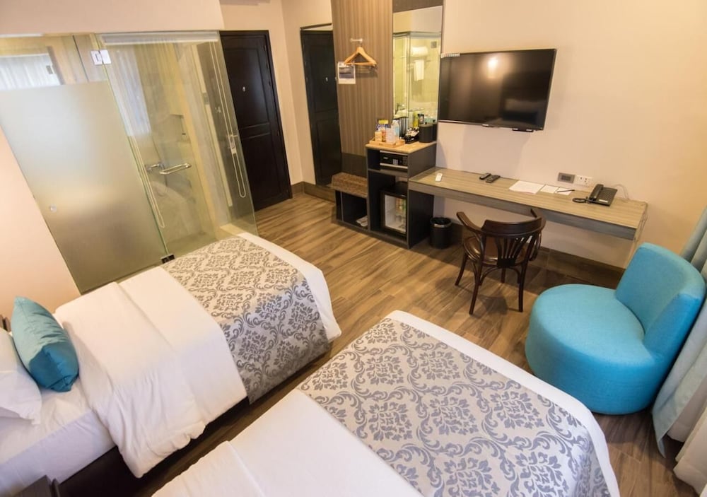 Goldberry Lite Hotel Iloilo 17/35