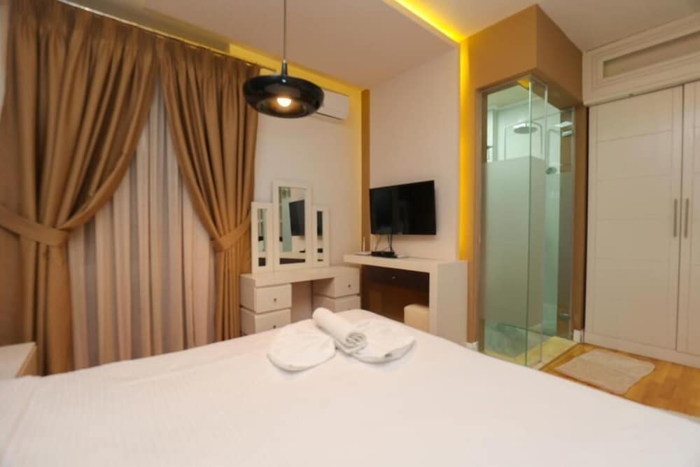 HOTEL KRISTAL KORCE 12/55