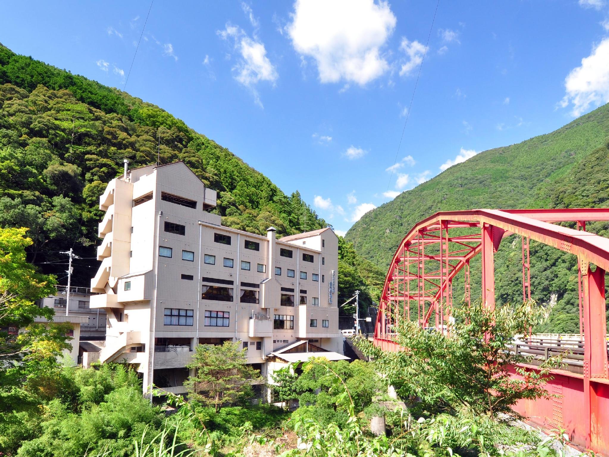 Japanese Western, Valley Side