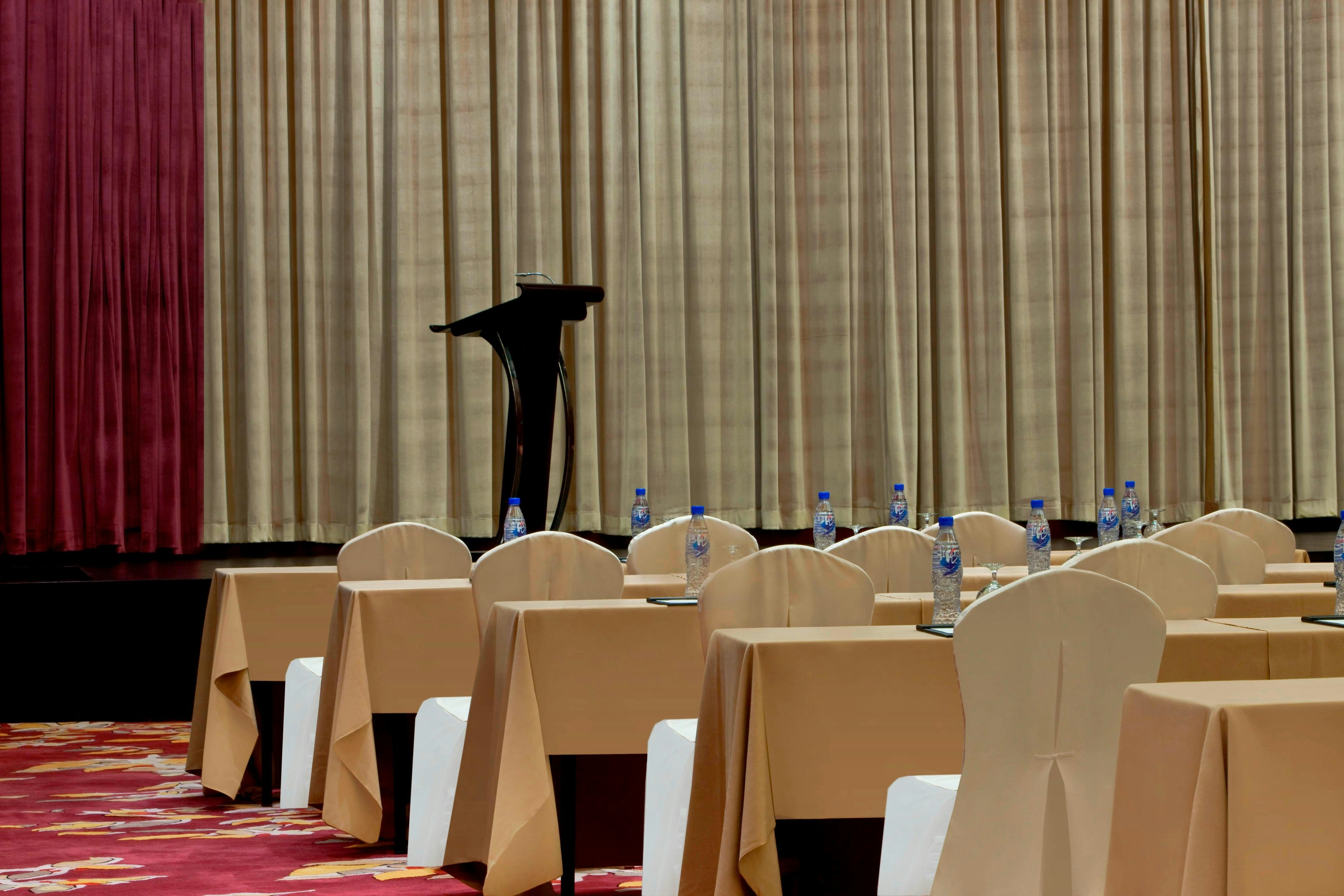 Four Points By Sheraton Hangzhou 6/8