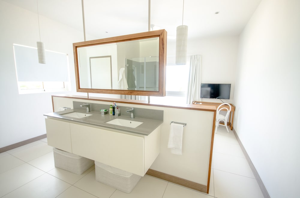 L'escale Beachfront Luxury Suite By Dream Escapes 45/54