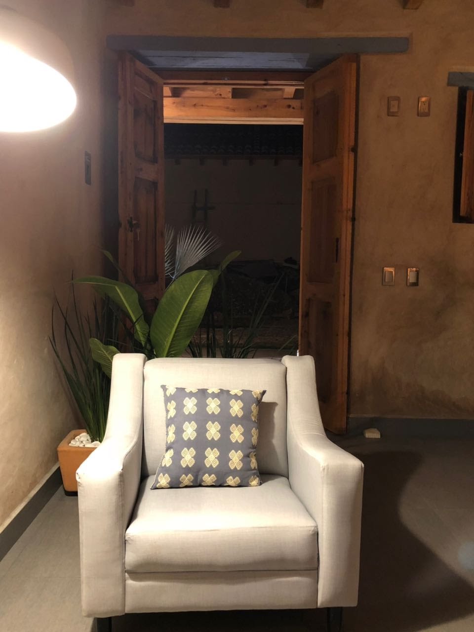 Helverica Hotel 45/54