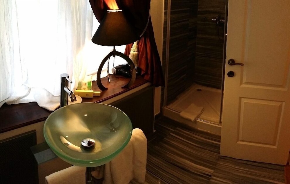 Grand Boutique Hotel 42/77