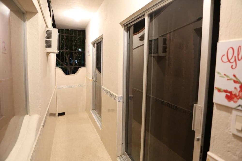 Hotel Melida 18/35