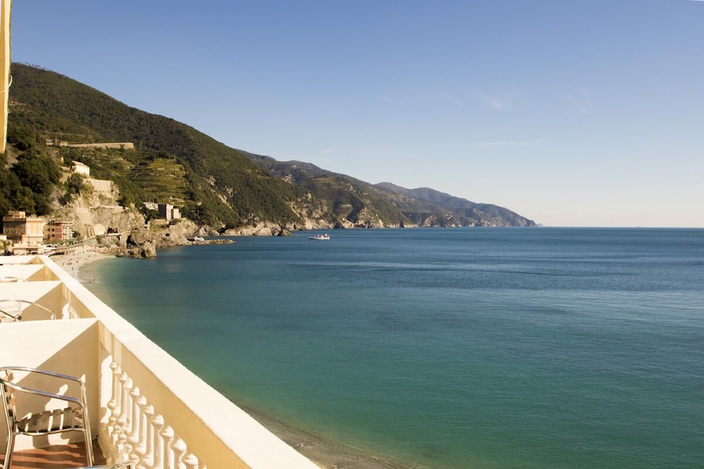 Hotel Baia 33/43