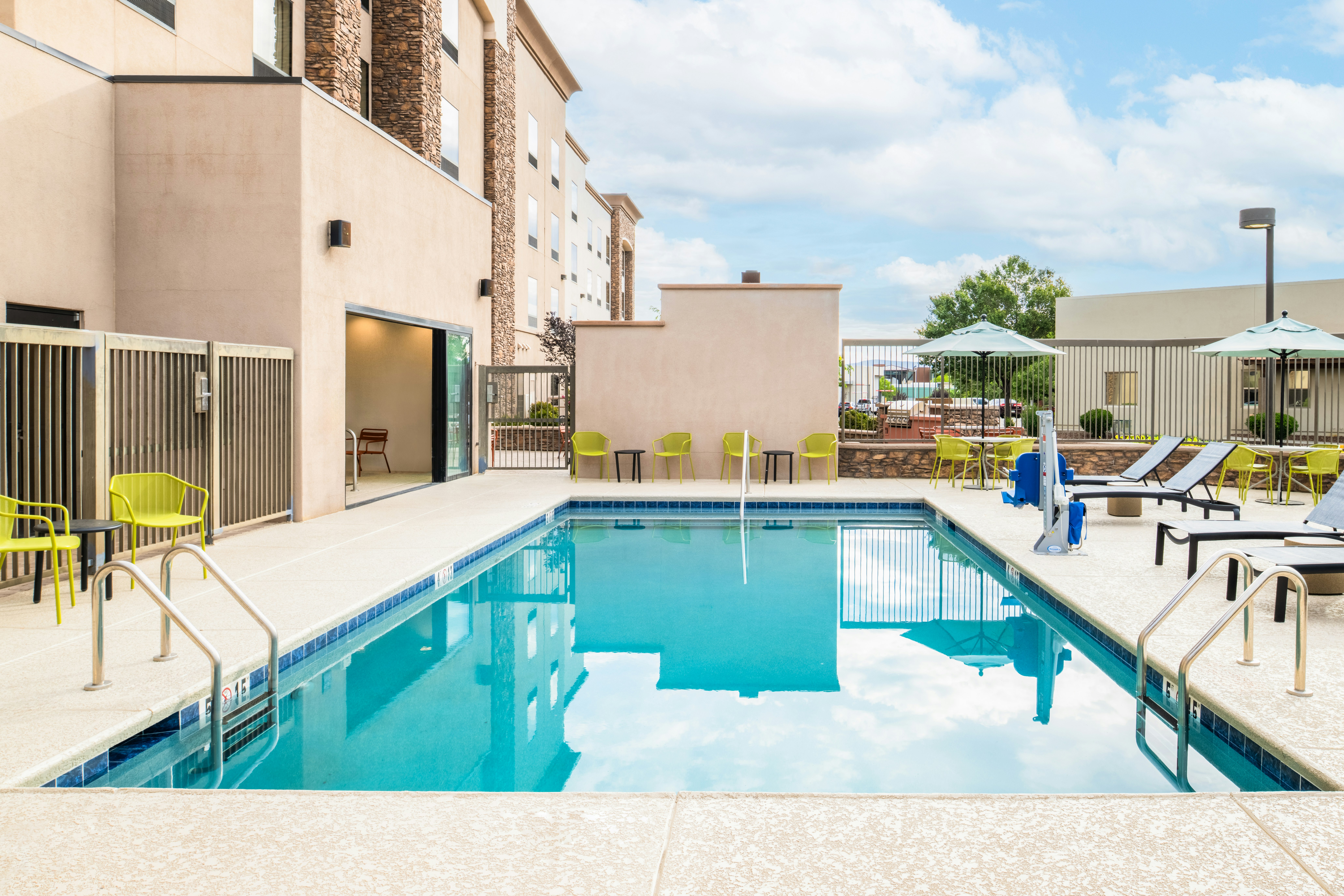 Hampton Inn and Suites Prescott Valley 66/68