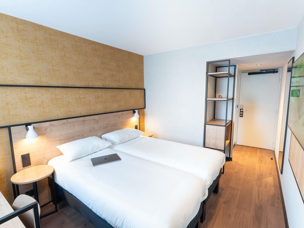 Ibis Orleans La Chapelle Saint Mesmin 20/64