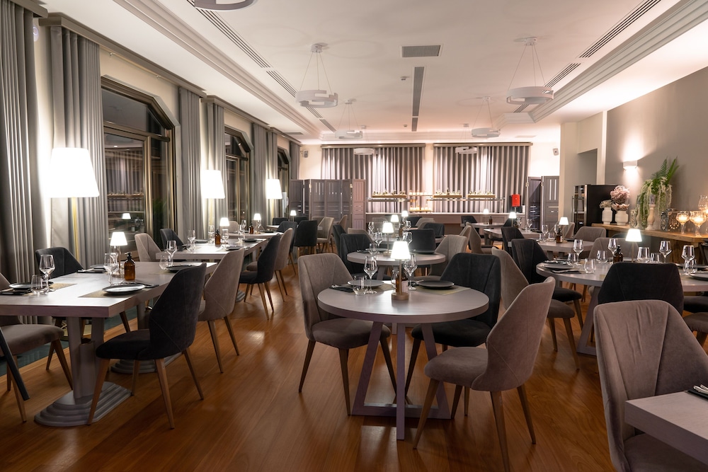 PATRAS PALACE HOTEL 37/50