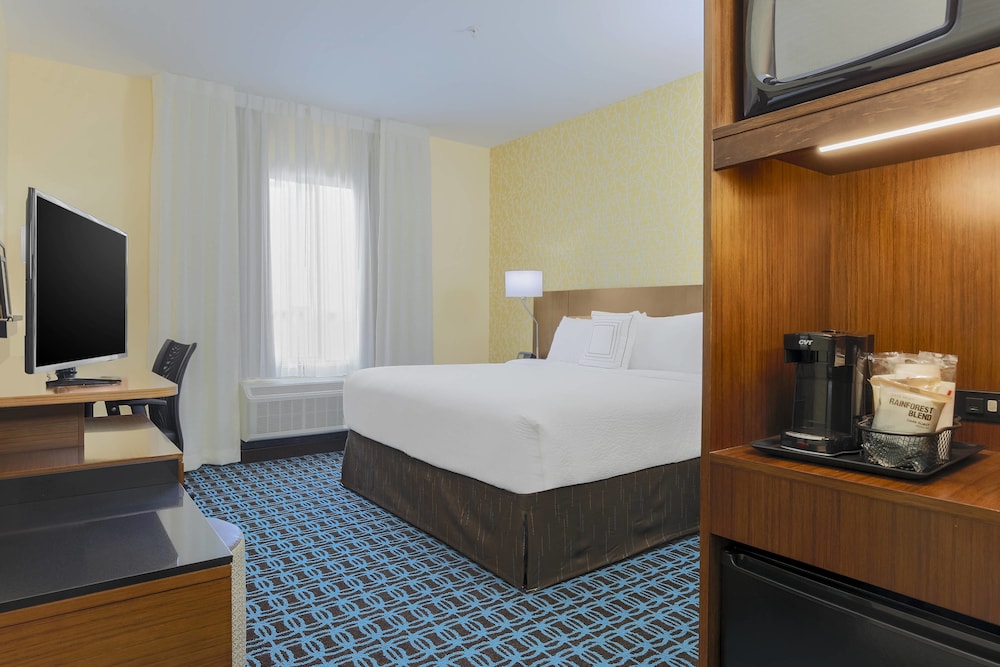 Fairfield Inn And Suites Decatur 9/37