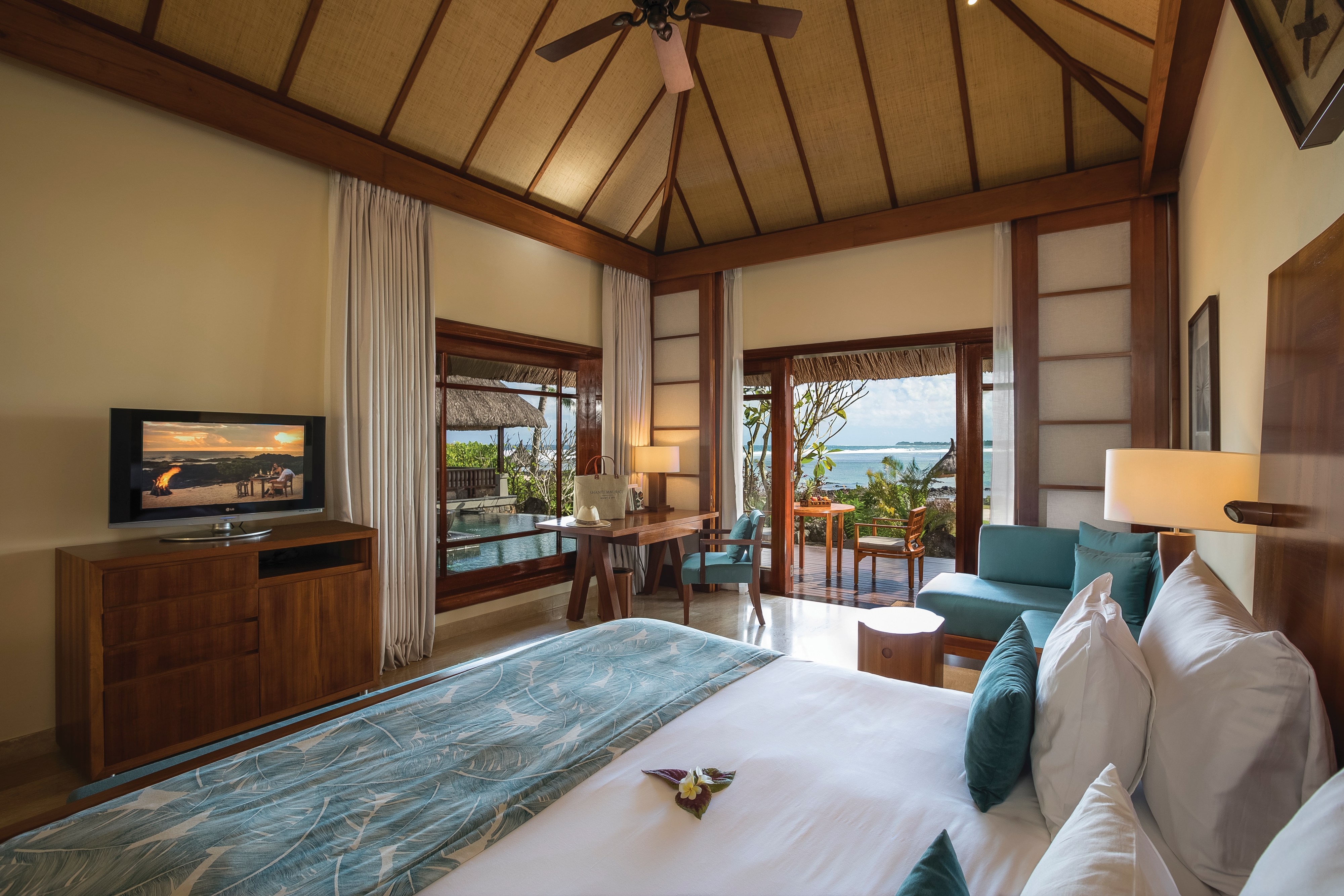 Villa, Beach Front