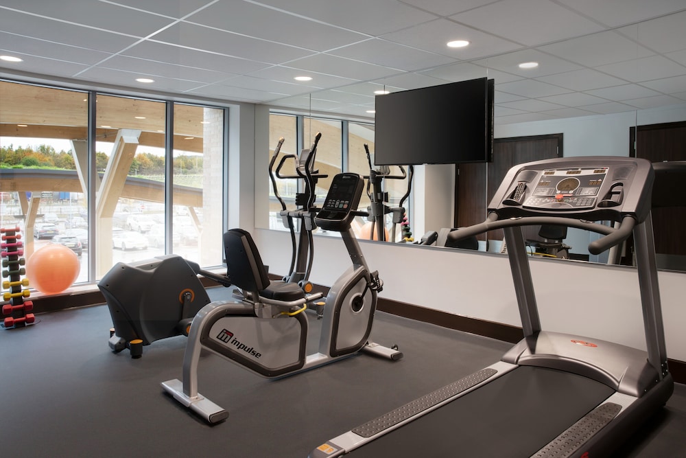 Ramada by Wyndham Leeds East 24/47