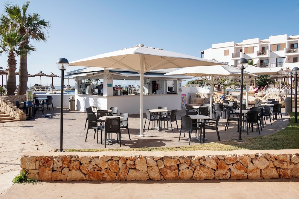 Alua Suites Las Rocas 65/82