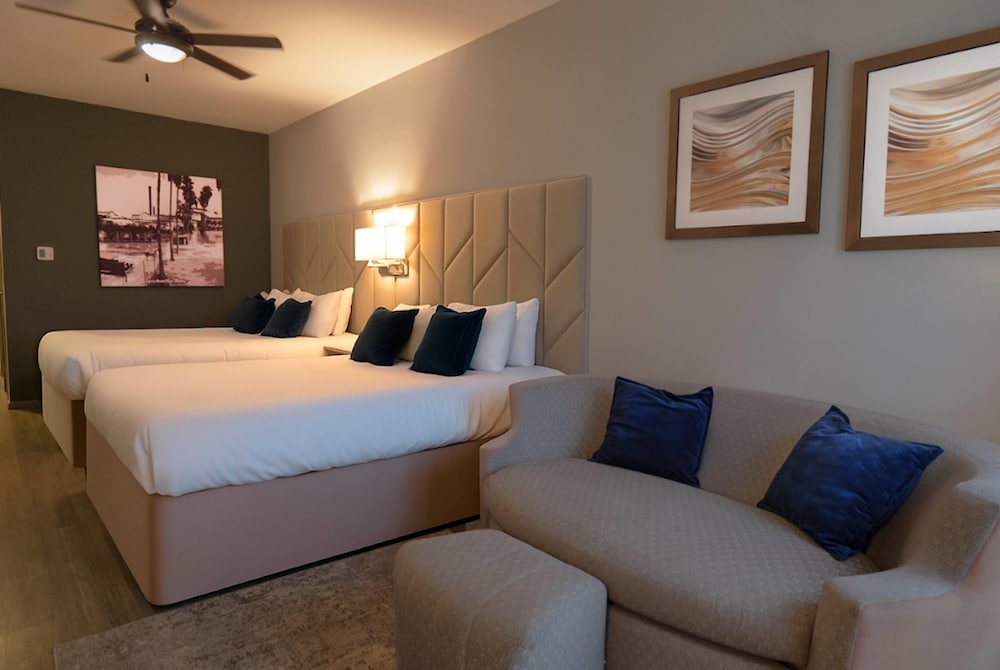 Esplendor by Wyndham Los Mochis Country Place 24/60
